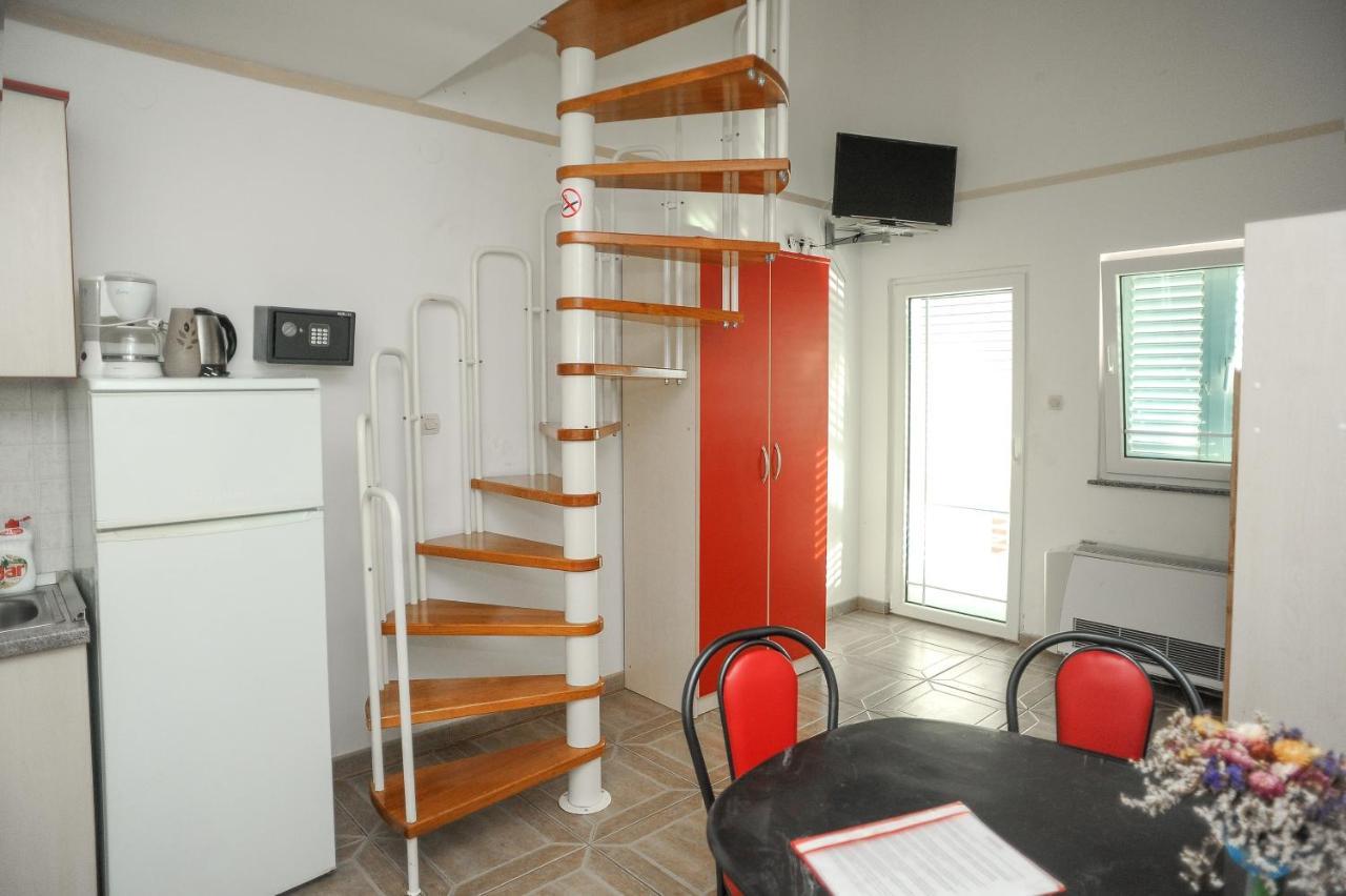 Apartmani Vila Caska Exterior photo